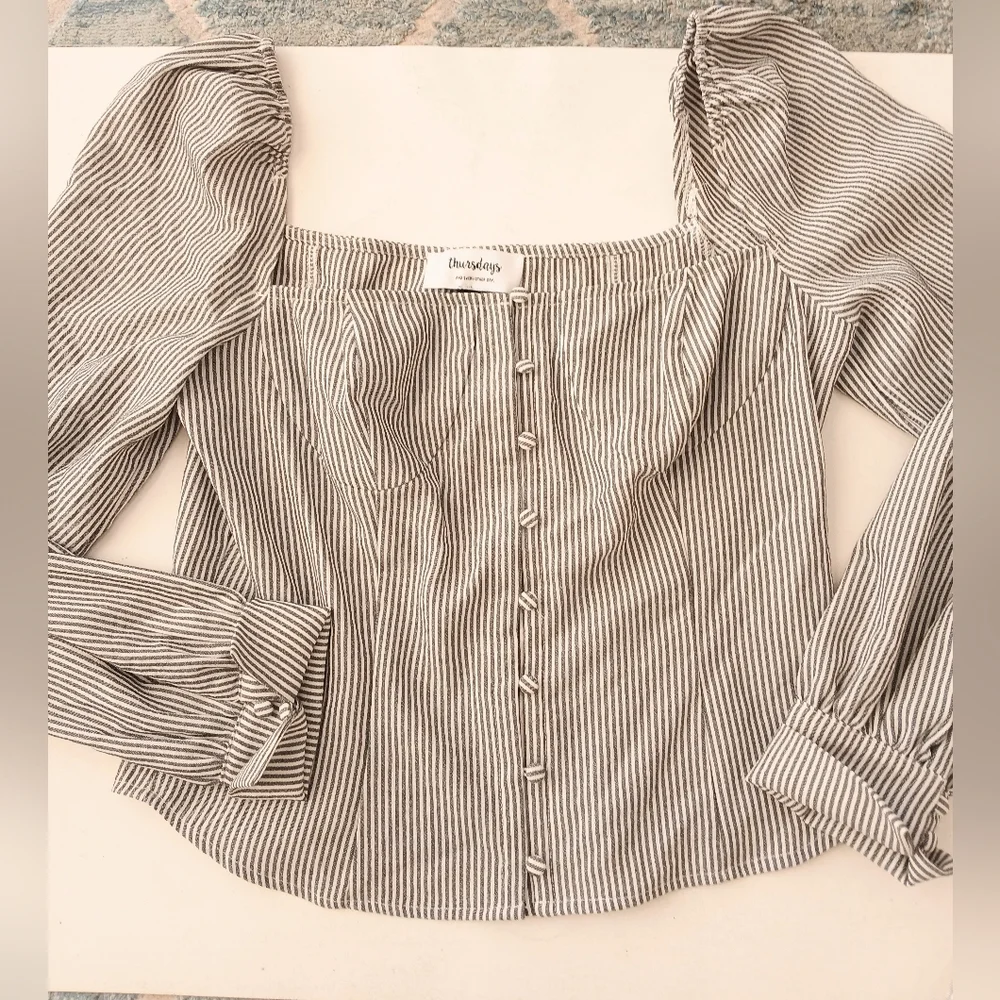 THURSDAYS and every other day" PinstripedStriped Black and White  Blouse SZ Med - Picture 3 of 16